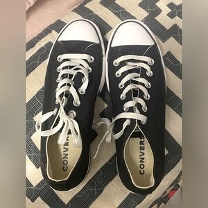 ALLSTAR CONVERSE blk and white, never worn!